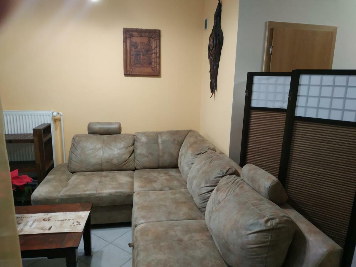 Apartman Holandska 120 Beroun Beroun  Bagian luar foto